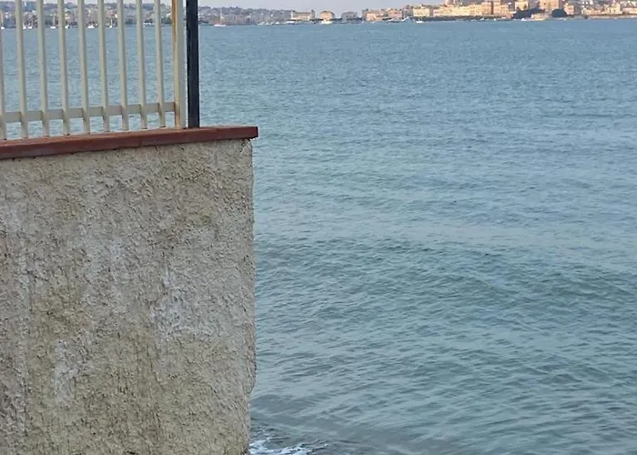 בית נופש Paradise סירקוזה